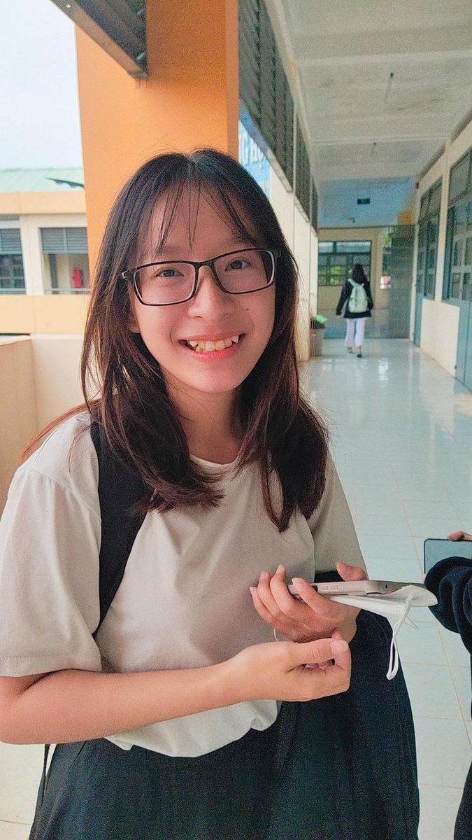 Anh Thơ tweet media