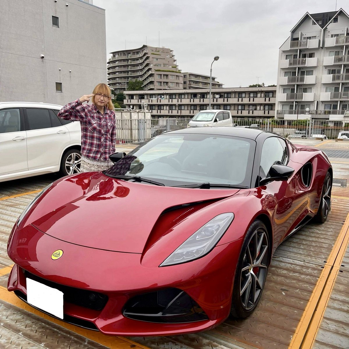metaco24's tweet photo. It's my new car!
 #LOTUS  #EMIRA https://t.co/MxXP2o8Gy5