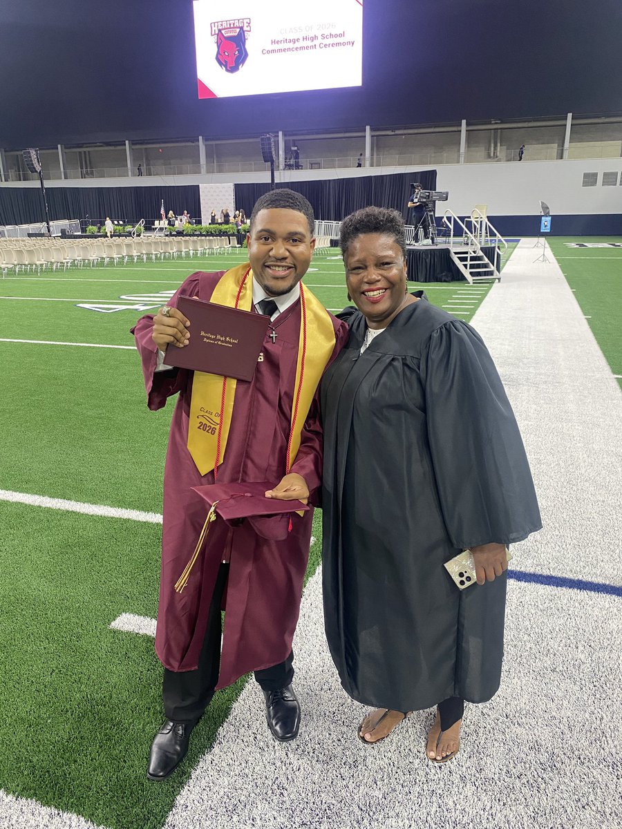 HHSCoyotes's tweet photo. Congrats to the class of 2026!!! You will change the world! #yotesup @chakelley8 @JeraldWilson21 https://t.co/ritRFBHqag