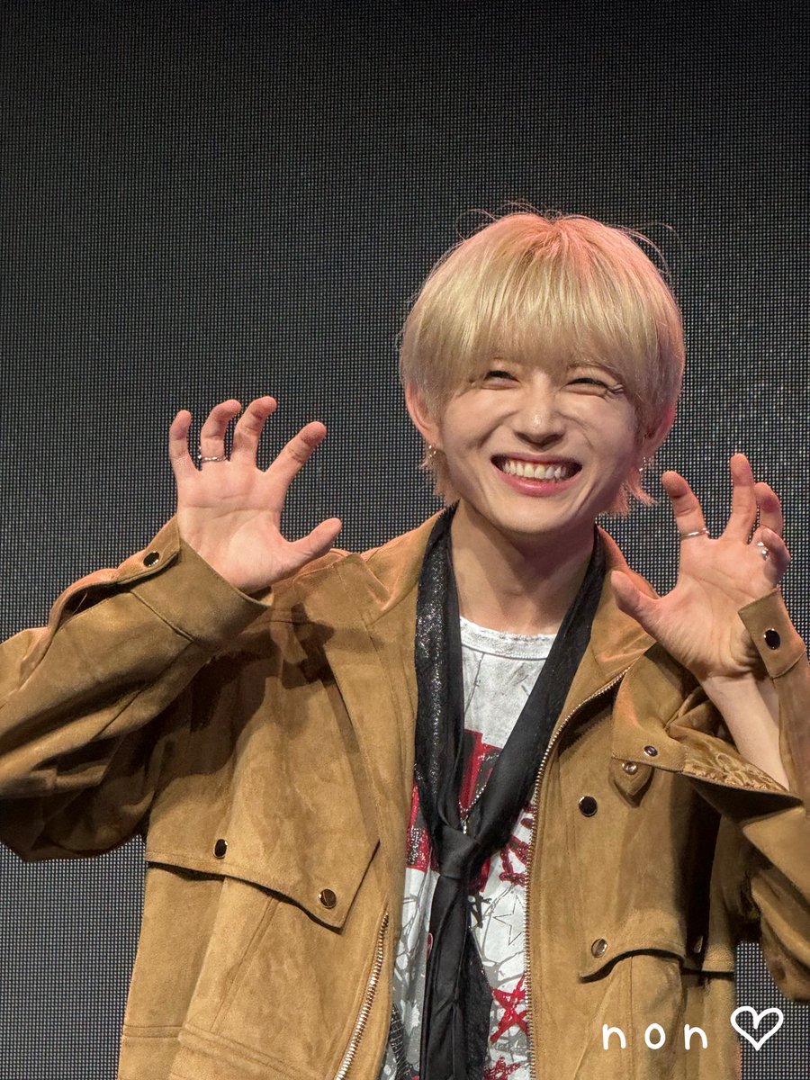 vahn_non's tweet photo. 2026.5.23

BreakTHROUGH : LAVIN 1st FANCON IN JAPAN

#LAVIN #래빈 https://t.co/azVYGWztx2