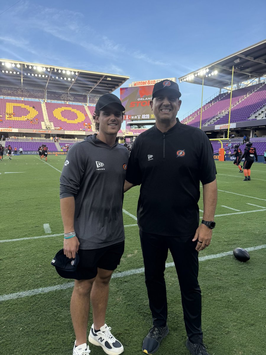 Anthony Becht tweet media