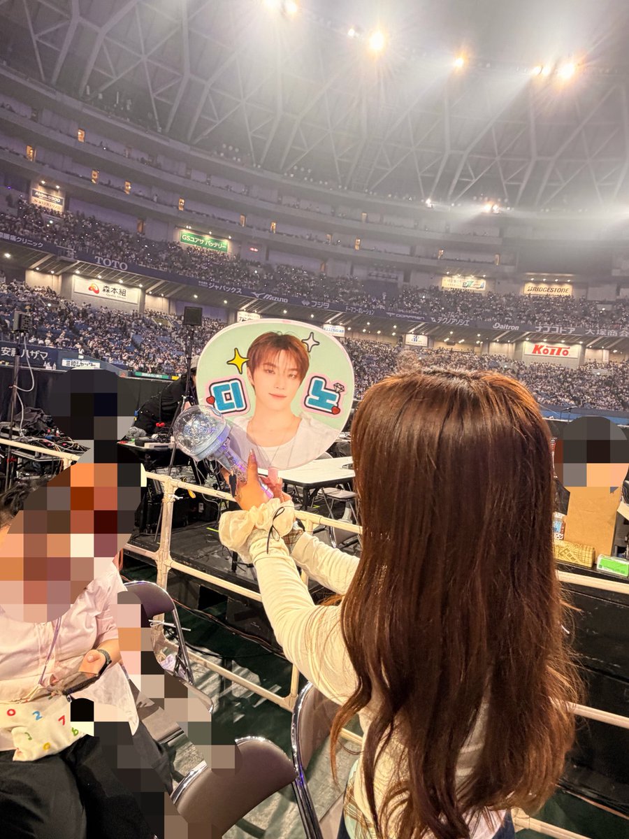 cps88_nzm's tweet photo. また寿命延びた😭😭😭❤️❤️
アッ‼️って指さしてくれた後に、ニッコリの笑顔でバイバイしてくれた😭😭❤️
大好き😭❤️❤️❤️❤️
みんなともかく顔が綺麗すぎた… https://t.co/QUTGXYz3ZY