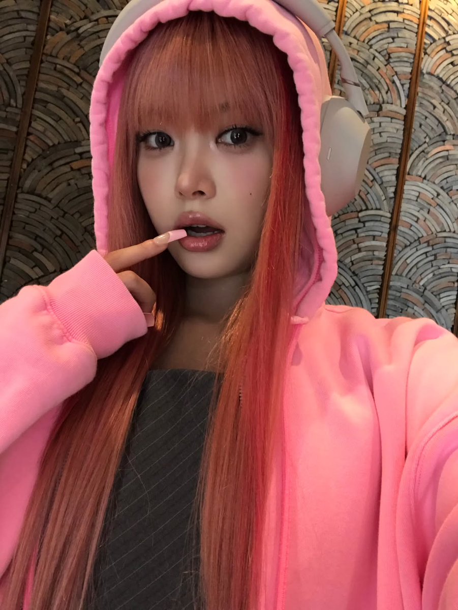 EUNCHAE CENTRAL tweet media