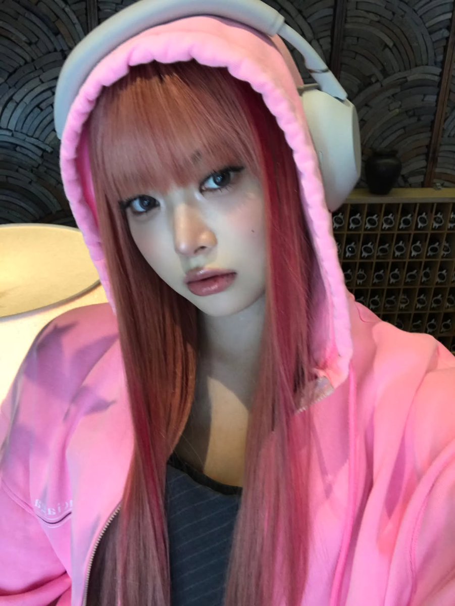 EUNCHAE CENTRAL tweet media