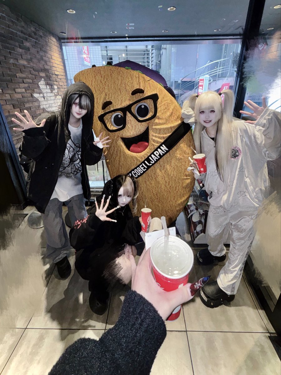 終宵 ねお【ドゥラ・ムーン】 tweet media