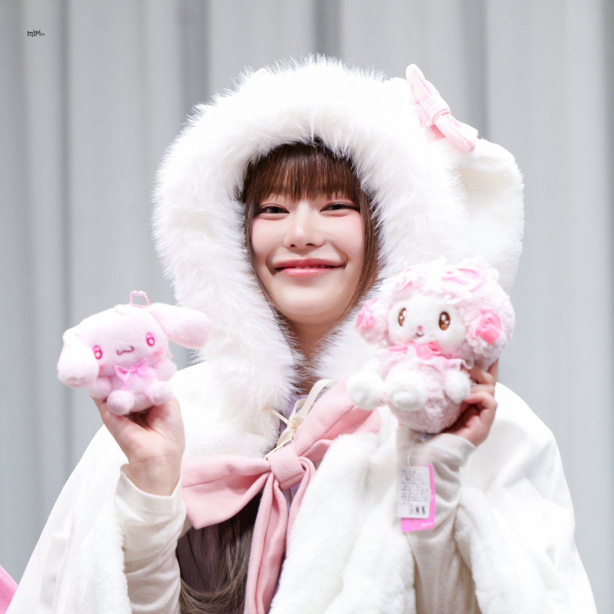 미리 tweet media