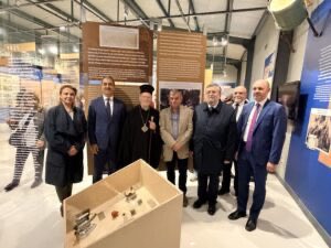 lakivingas's tweet photo. Adalar Vakfı’nın girişimi ile düzenlenen Büyükada Rum Yetimhanesi sergisi dün açıldı. Katılımın yoğunluğu; adaların yadigarı, şehrimizin mirası, rum toplumunun hafızasını yansıtan bu simge binaya gösterilen ilginin ve desteğin ispatı oldu. @adalarbld #adalarvakfı https://t.co/ybbNHUiMwJ