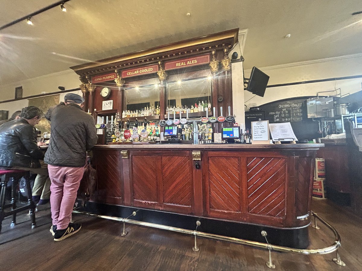 Saving London Pubs tweet media