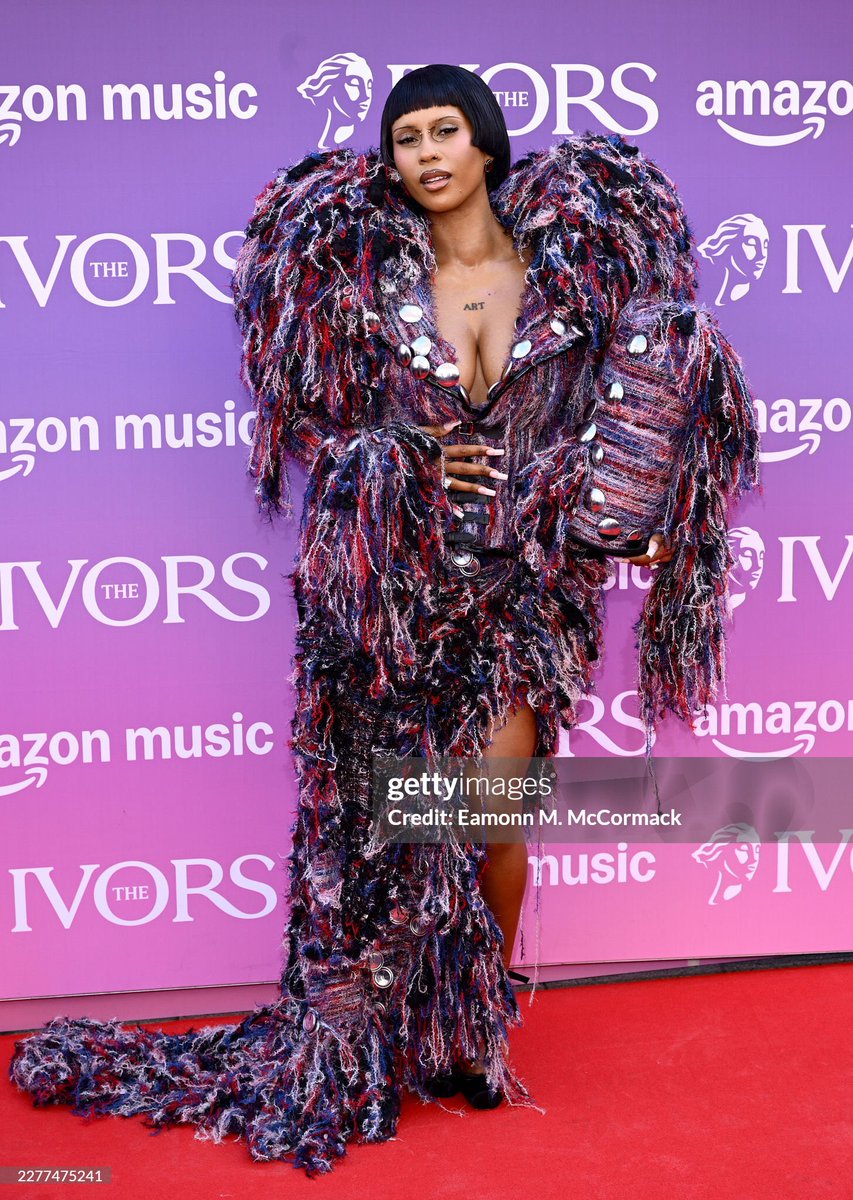 beeechimblind's tweet photo. 🪞Ivor Novello Awards 2026 🪞

The gettys never lie 🪞✨🔮 https://t.co/xEA04GpwnL