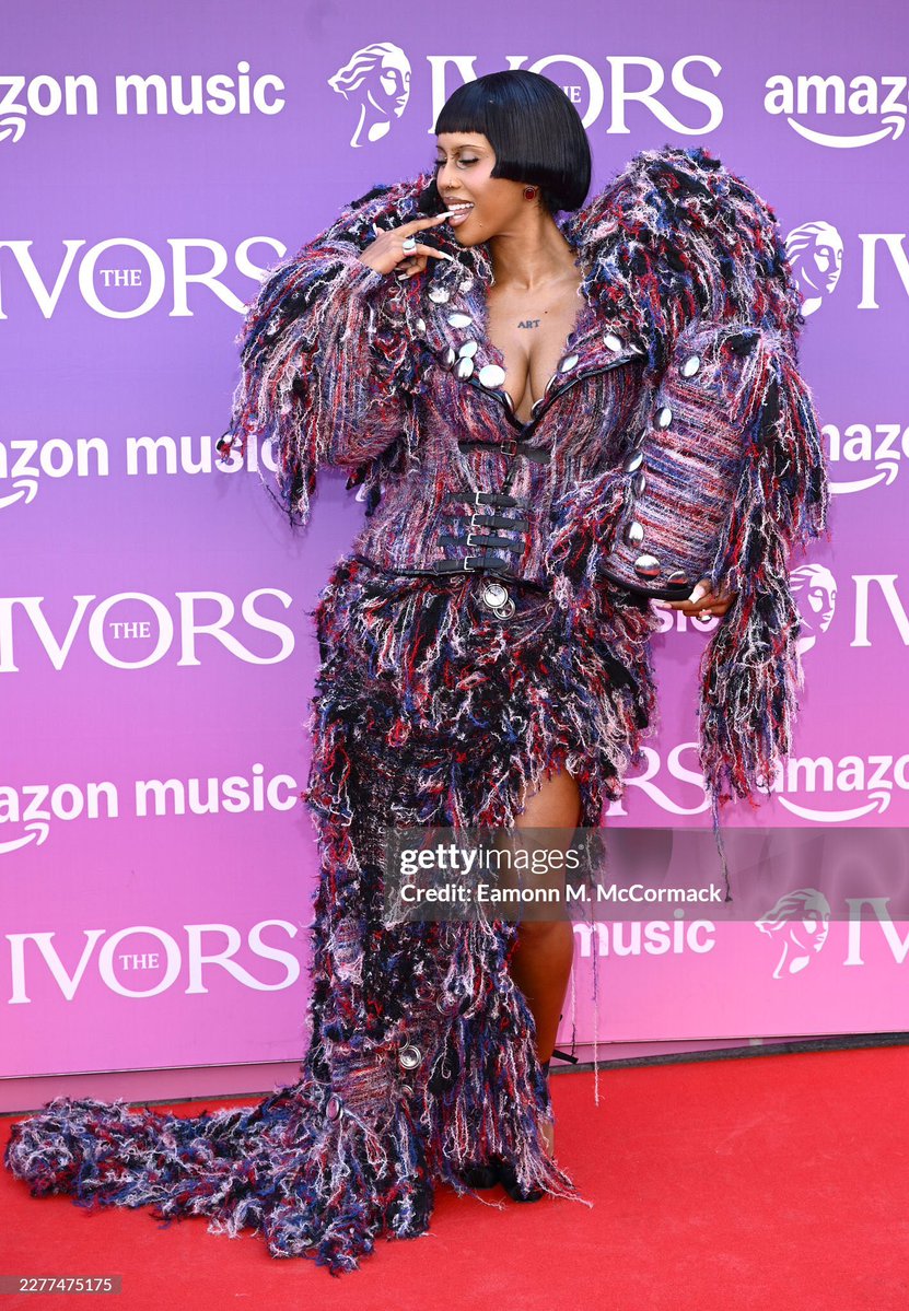 beeechimblind's tweet photo. 🪞Ivor Novello Awards 2026 🪞

The gettys never lie 🪞✨🔮 https://t.co/xEA04GpwnL