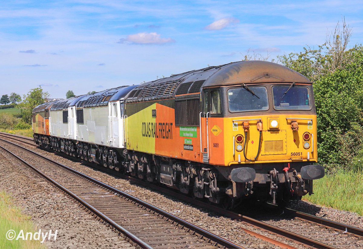 holtona72's tweet photo. After the 31/20/50 railtour on the MML it was over to Kings Sutton to catch the @ColasRailUK grids on their final journey before shipping to Ghana. 56051 'Survival' (with 56049 on the rear) hauls 56302 &amp; 56094 as 0Z55 Rectory Jn (Colwick Colas) to Marchwood. #Colas @C56G2 23/5/26 https://t.co/cOkK88tY56