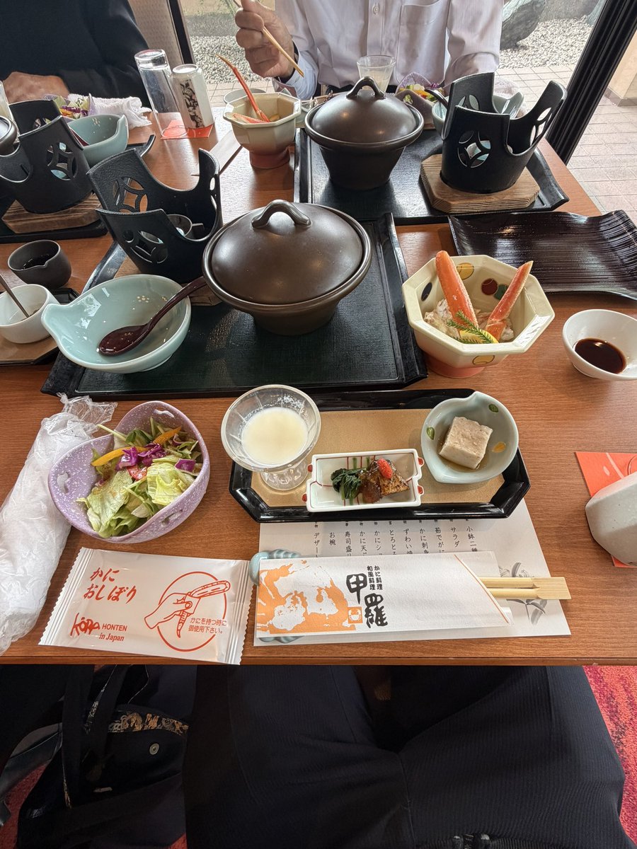 So_12sr's tweet photo. 昼はコースで夜は肉🤤 https://t.co/vKOePozHLm