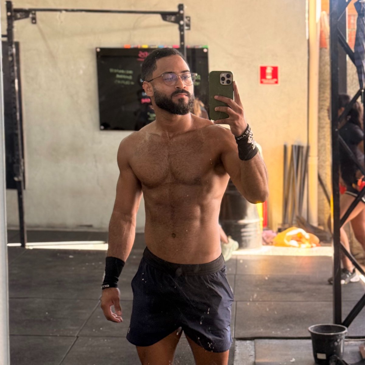 Um dos Luis tweet media