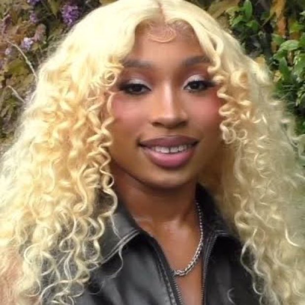 Minaj Society tweet media