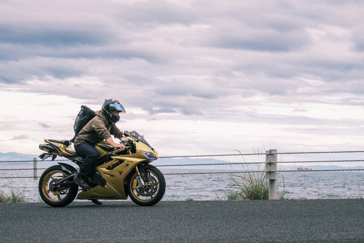 shoot_765moto2's tweet photo. 金となさん https://t.co/B7VvtAKI0R