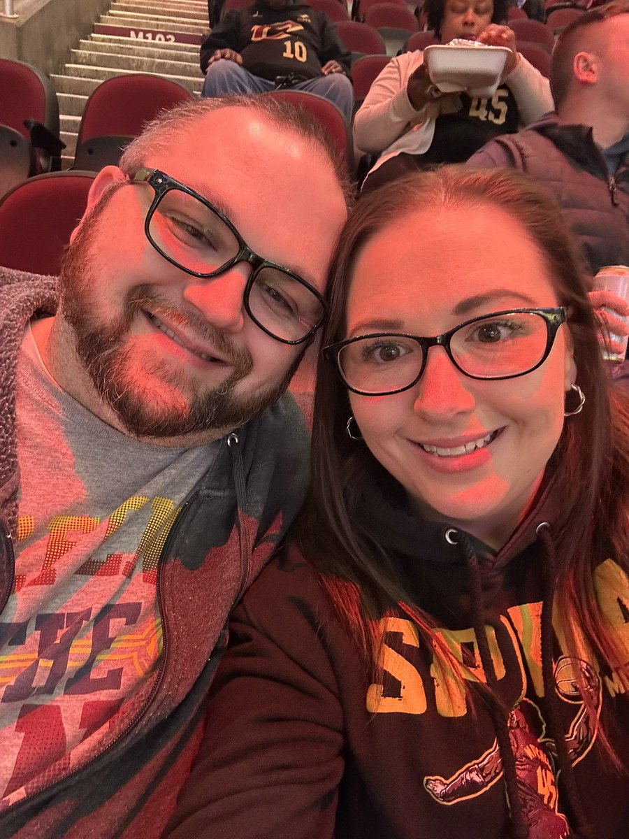 itstaylorc's tweet photo. @TheCLE @cavs Yes please!! https://t.co/sAgoscNdaC