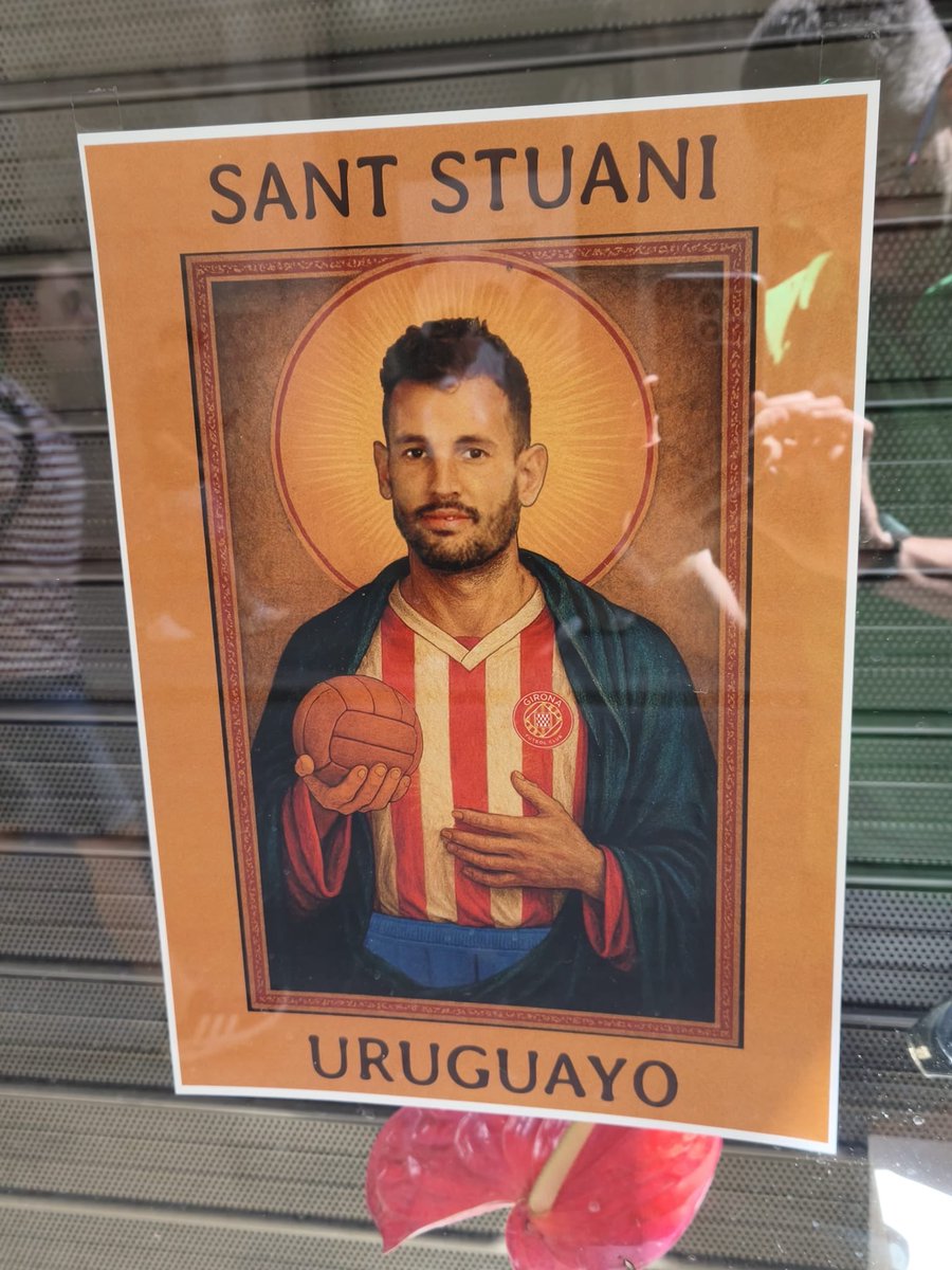 DeportesCOPEelx's tweet photo. 👀 Los aficionados del Girona se encomiendan a Stuani.

🏟️ La afición catalana ha pegado estos carteles por los alrededores del Montilivi. https://t.co/2DKnsFXbzQ