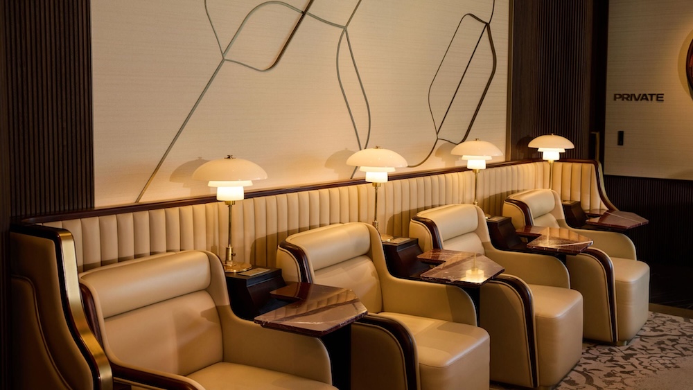 AeronewsGlobal's tweet photo. @airindia opens Maharaja Lounge at San Francisco International Airport (@flySFO).

Located near Gate A1 in the International Terminal at SFO, The Maharaja Lounge is spread over 3,300 sq. ft.

Amenities: https://t.co/005KMMplBG https://t.co/DV5SFdLnDA
