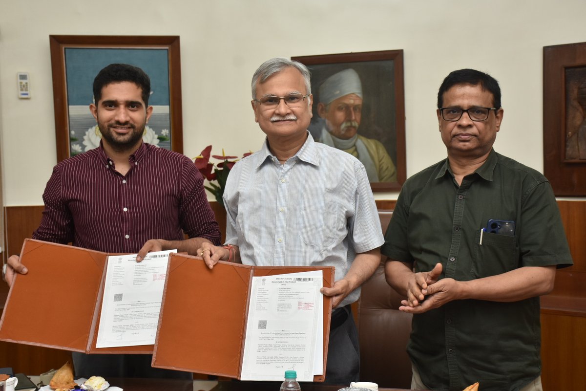 bhupro's tweet photo. #BHU and Varanasi Municipal Corporation have inked a Memorandum of Understanding for joint efforts in the areas of urban management, infrastructure development, environmental sustainability, civic services, and social development for the benefit of citizens &amp; academic community. https://t.co/JNe2U4ekAe