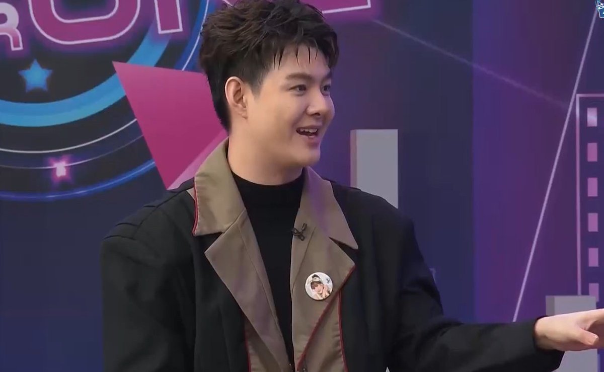 MYU001217's tweet photo. Watching two things at once is busy but enjoyable

#TobenumberoneVariety
#Saint_sup #เซ้นต์ศุภพงษ์ #MingEr https://t.co/tD4IdURZnZ