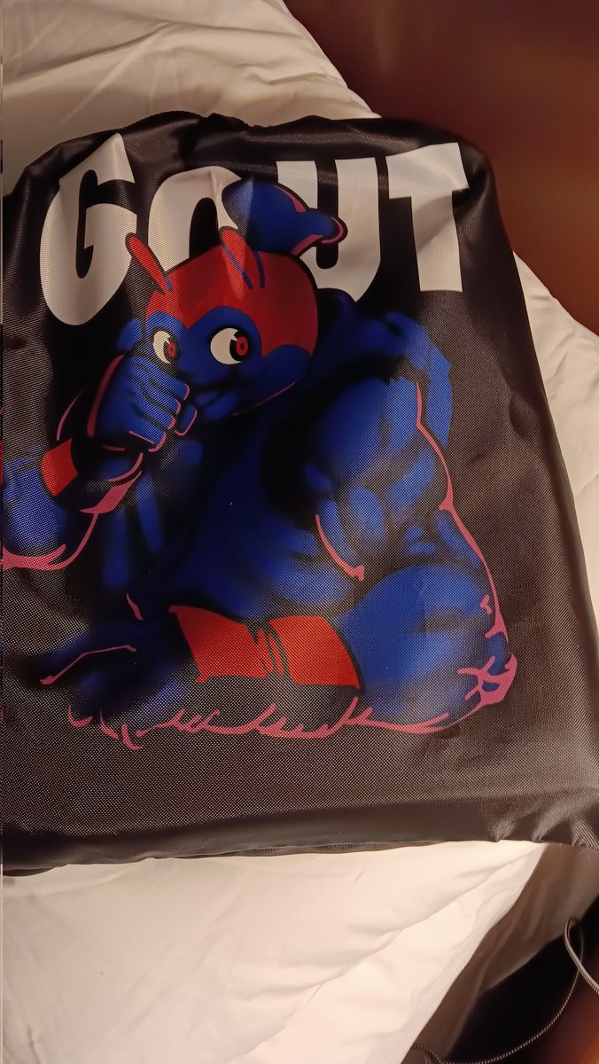 basedjawnsunn's tweet photo. did my part for the FGC (filipino gaming community) and completed the Jollibee stamp rally

didnt expect to get a stick bag out of this LOL, this is fuckin sick https://t.co/kYIrLM1ooc