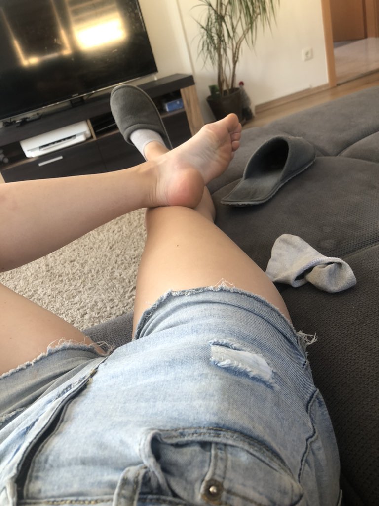 Göttin Lea😈 tweet media