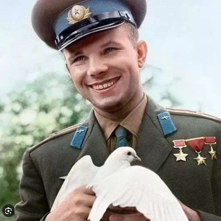 Soviet Life tweet media