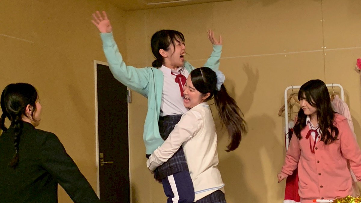 岸 鮫子 tweet media