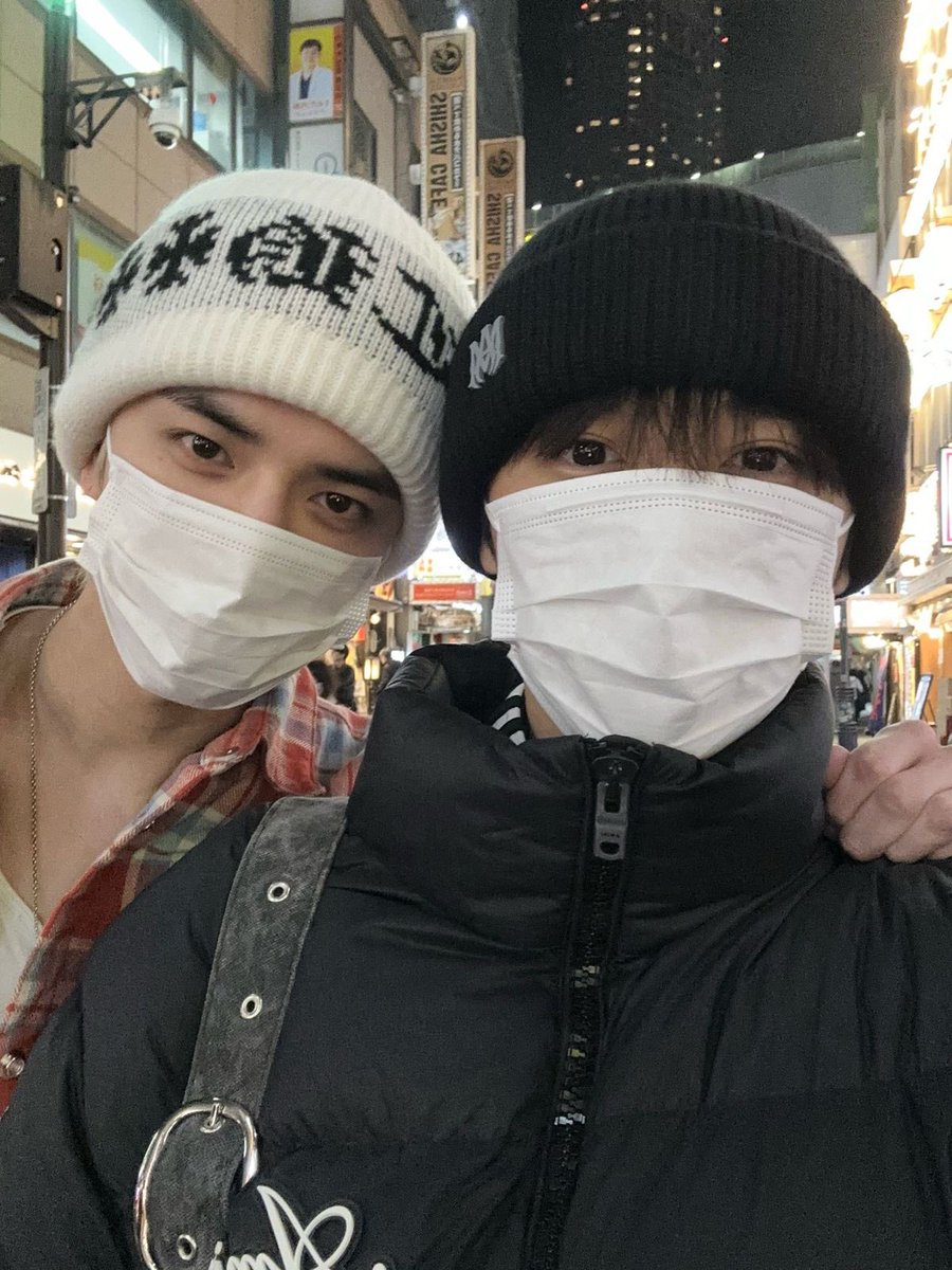 luver_YH_808's tweet photo. 똔개들의 만남이 ㄴㅁ 좋다♡ https://t.co/Fp4jKYskHc