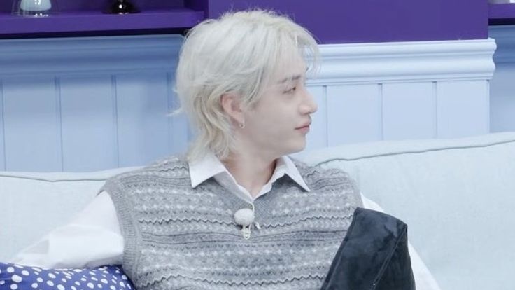 yaoicitoz's tweet photo. ୧ㅤinstinto del corazónㅤ——ㅤ minchan au.

cuando 𝗺𝗻𝗵𝗼 realizaba sus patrullajes por la noche esperaba encontrarse con otra especie de cambiaformas que quisiera invadir su territorio, pero jamás esperó encontrar a un cachorro abandonado en medio del bosque. https://t.co/vgiQKn1pa9