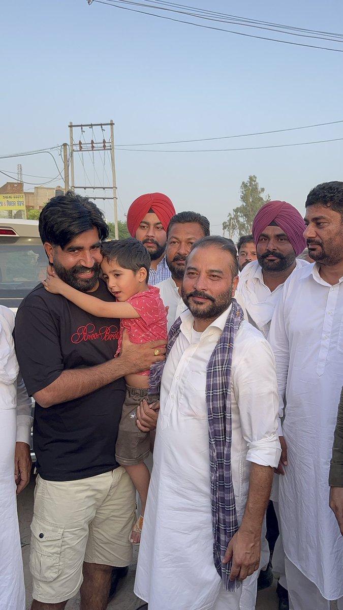RaminderAwla's tweet photo. ਡੋਰ ਟੂ ਡੋਰ ਚੋਣ ਪ੍ਰਚਾਰ ਮੰਡੀ ਅਰਨੀ ਵਾਲਾ ਵਿਖੇ ll https://t.co/TmV3eL0uGG