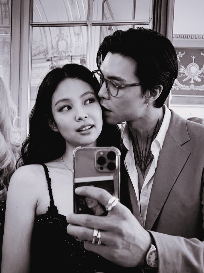 couxeir's tweet photo. 𝗉𝗋𝖾𝗍𝗍𝗒ㅤ𝗀𝖿ㅤ ·    𝗈𝖻𝗌𝖾𝗌𝗌𝗂𝗏𝖾ㅤbf.   —    💌 https://t.co/pVjnzZk1n5