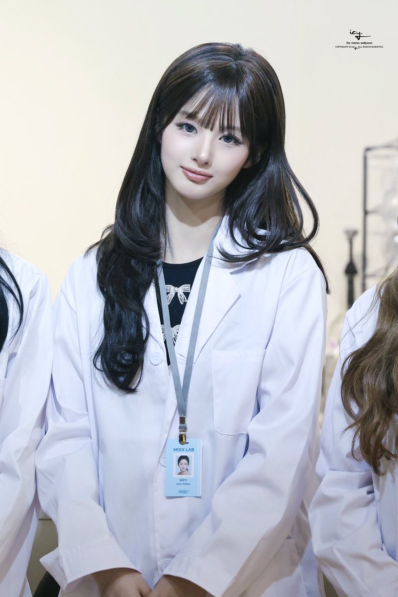 Ice2seeYoon's tweet photo. 260523 카페

#엔믹스 #NMIXX 
#SULLYOON #설윤 https://t.co/gB9vsSbh3x