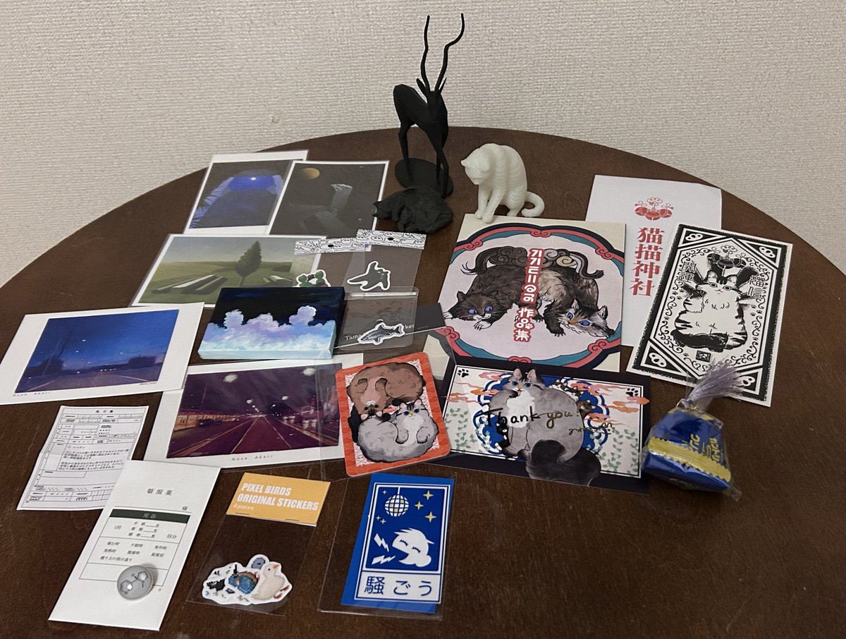 nishino_harappa's tweet photo. #デザフェス戦利品
今日出逢ってお迎えさせて頂いた素敵なモノ達〜‼️

作家の方々↓
@nao4179 
@f_fukumoto 
@muumade_muu 
@tama_art6 
@yofca13 
@p142241q 
@B_hollyhock_ 
@amenohigraphics 
@ClubDeposition https://t.co/q7LIAVinS6