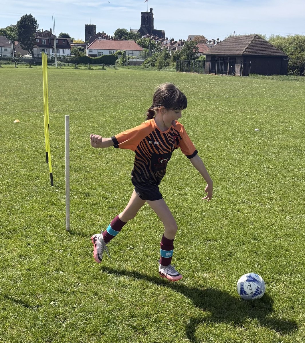 Blossom skills football coaching tweet media