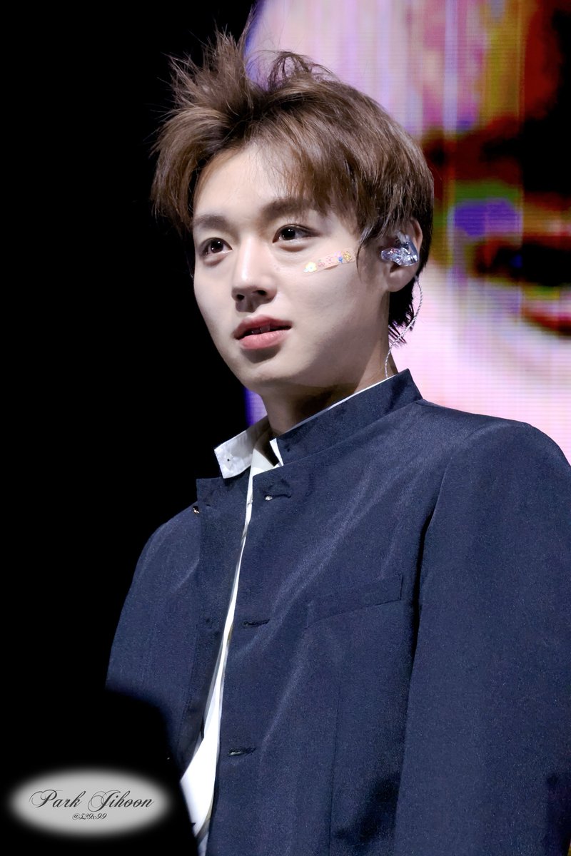 하루🐇 tweet media