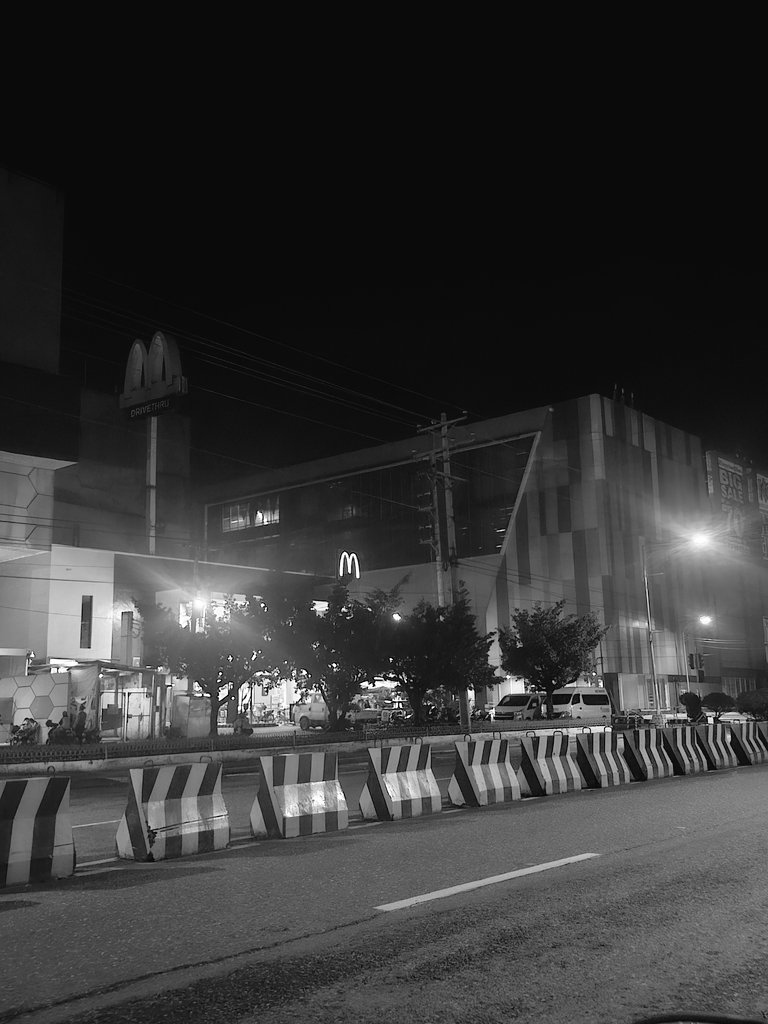 funonlypg's tweet photo. Home.

Hit me up for a couple of drinks.

#altermarbel #alterkoronadal #altersox https://t.co/uPvIiN0UqN