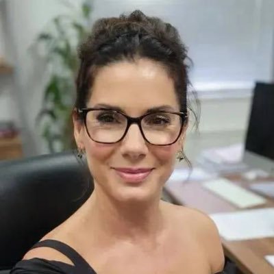 Sandra bullock tweet media