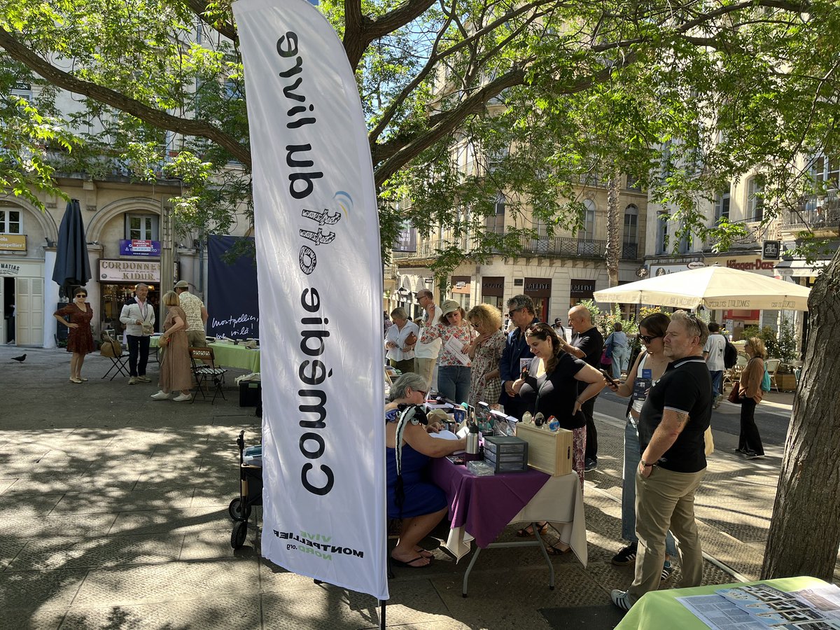 comedieoff's tweet photo. Comédie OFF du livre ça roule. 
Rdv ce samedi et demain dimanche dans le cœur de @montpellier_ 
#comedieoffdulivre #auteursindependants #mai #2026
https://t.co/0skHfok6t4 https://t.co/Cb34t9GcZs