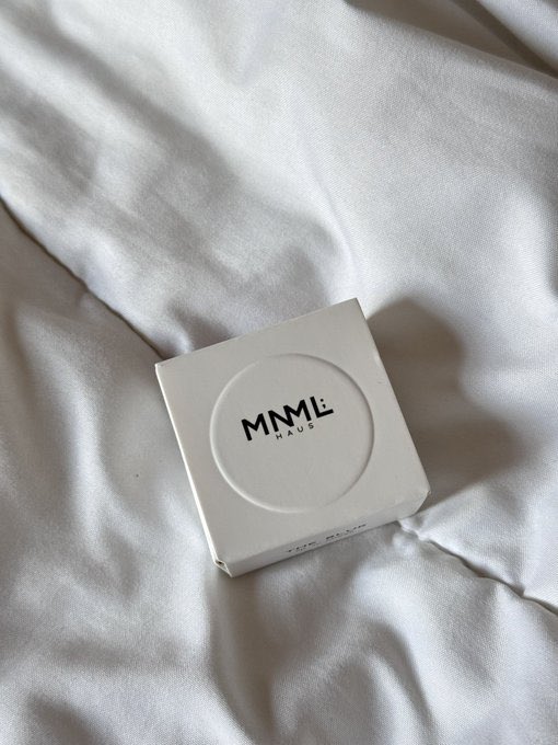 _dnm2's tweet photo. ปล่อยเท ของใหม่ยังไม่ได้แกะ รส.ทุกชิ้น 
✨MNML;Haus - สี TOAST
100 บาท
✨PAÑPURI Hand Cream กลิ่น Silent Flame 50 ml
300 บาท (จาก700+)
✨ลิปออยล์เนื้อบาล์ม bwb สี 04 
120 บาท
✨น้ำหอม CK One Night Essence Parfum Intense ขนาด 100 ml
1,000 บาท(จาก 3,000+)
#ส่งต่อคสอ #โล๊ะตู้ https://t.co/UwuAitZFJ3