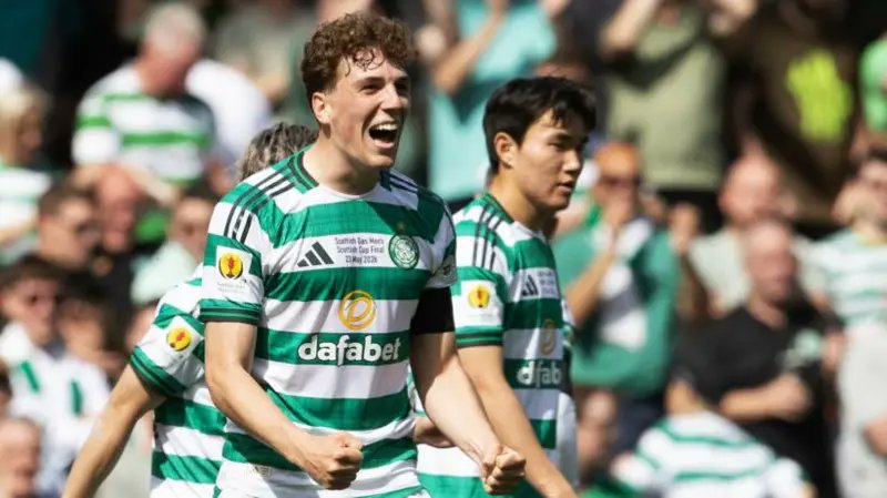 Fitzy__07's tweet photo. "£11m down the drain, Arne Engels scores again" 🍀🎵 https://t.co/r6rYnhCwy2