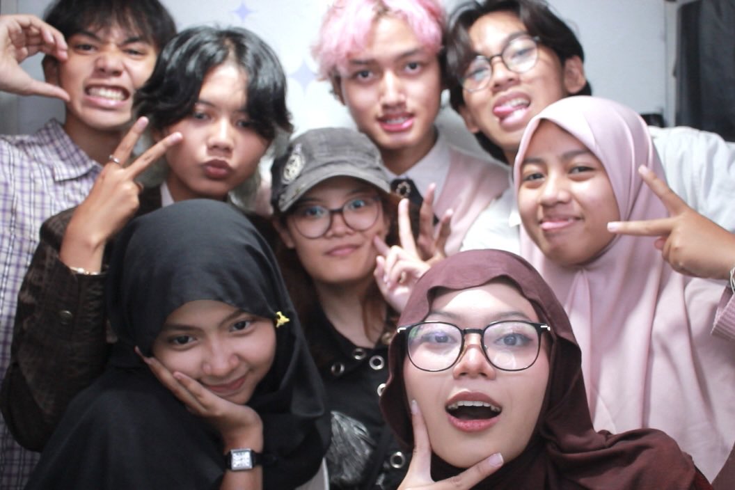 yayafiaa's tweet photo. SERU BGT HARIINI GACOR GILA KACAWKEIU WOK WOK WOK MANA 19 JT LAPANGAN KERJA YG KAU JANJIKAN ITU 🆙🆙🆙🚨🚨🚨🚨 https://t.co/9bBXQRXkcw