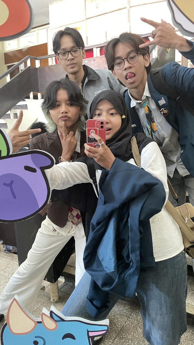 yayafiaa's tweet photo. SERU BGT HARIINI GACOR GILA KACAWKEIU WOK WOK WOK MANA 19 JT LAPANGAN KERJA YG KAU JANJIKAN ITU 🆙🆙🆙🚨🚨🚨🚨 https://t.co/9bBXQRXkcw