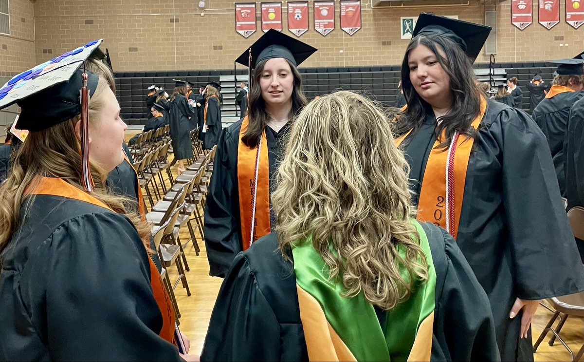 MrsLauer's tweet photo. Mead Mavericks are getting ready to graduate! @svvsd @MeadHS it’s a beautiful day. @SVVSDsupt https://t.co/mZHNZq2GCk