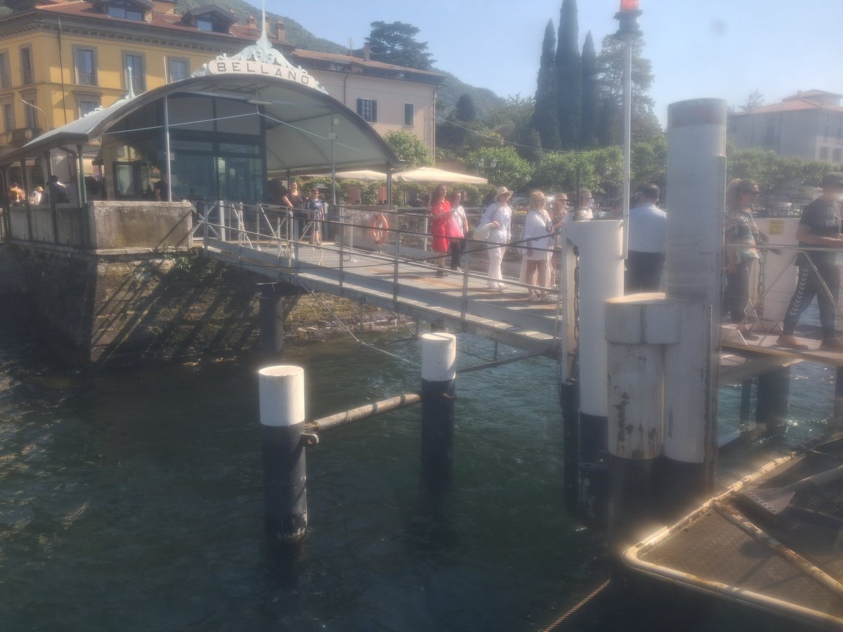 Myblogs10's tweet photo. Back to como on boat 🛥🌊 https://t.co/mn0TMwOPRP