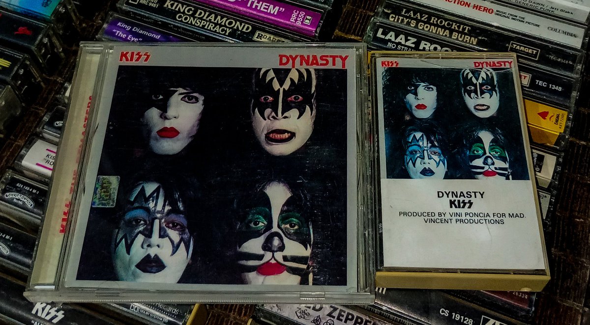 gilvaldez76's tweet photo. 23 de Mayo de 1979, @kiss lanzó su séptimo álbum "Dynasty", publicado a través de Casablanca Records.
#NowPlaying  
#cdcollection 
#cassettecollection
🤘😎🍺🔥💥 https://t.co/vpa6JBSmbt