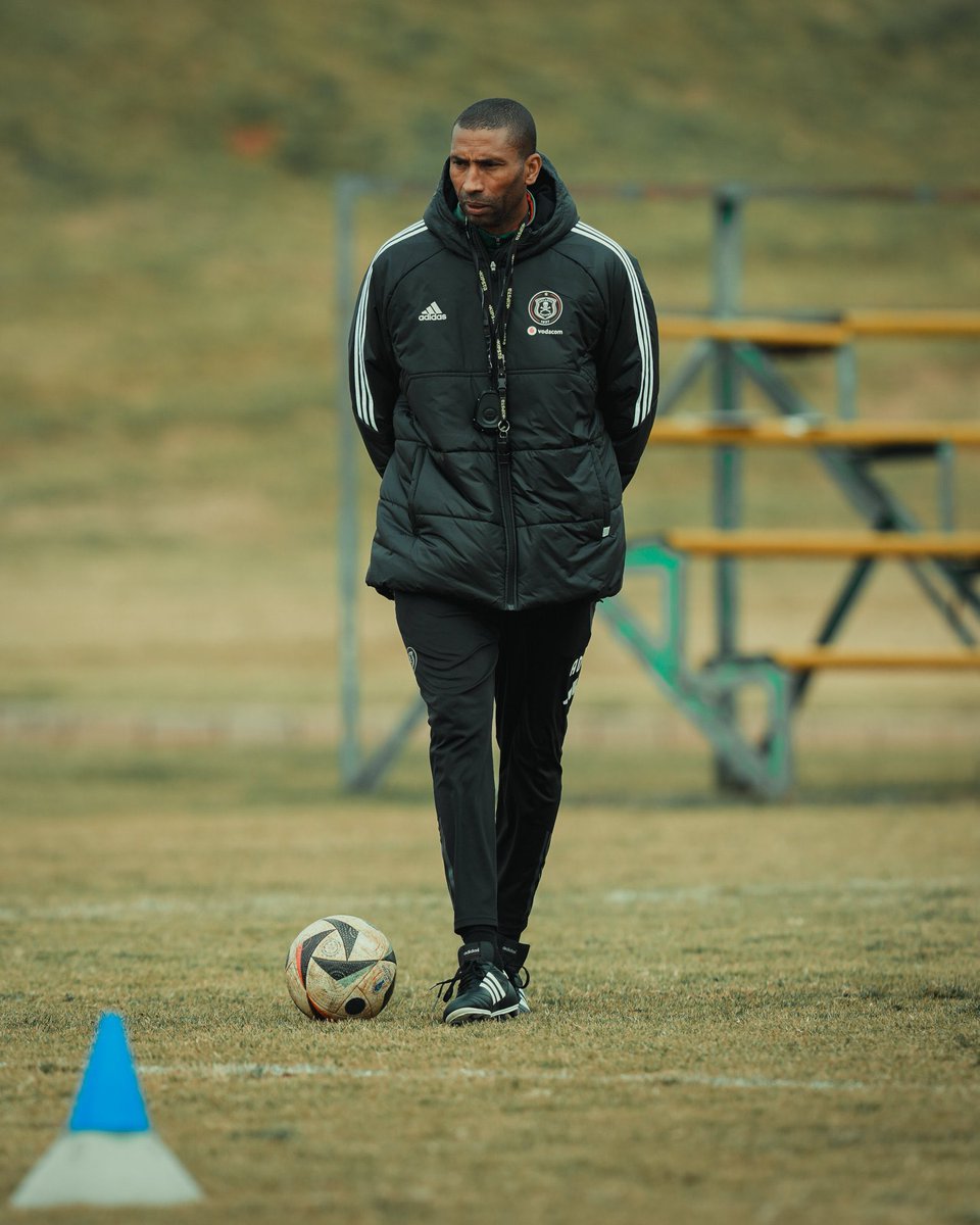 Nonny_Pine's tweet photo. A Treble on your first season 😭😭🏴‍☠️🏴‍☠️🏴‍☠️☠️☠️☠️

This man right here is a GOAT 😭😭😭🔥🔥🔥🏴‍☠️ https://t.co/ZfrxO4Zyvv