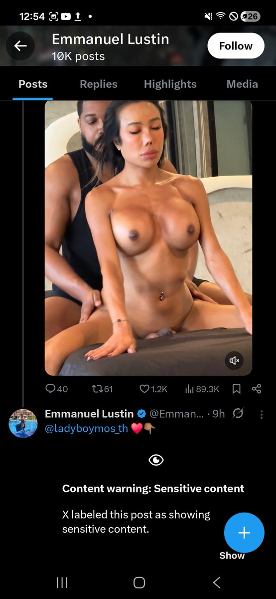da74033's tweet photo. @CaramelHotwifey @amibuexo @EmmanuelLustin_ U know this dude like transgenders https://t.co/awCxwJBham