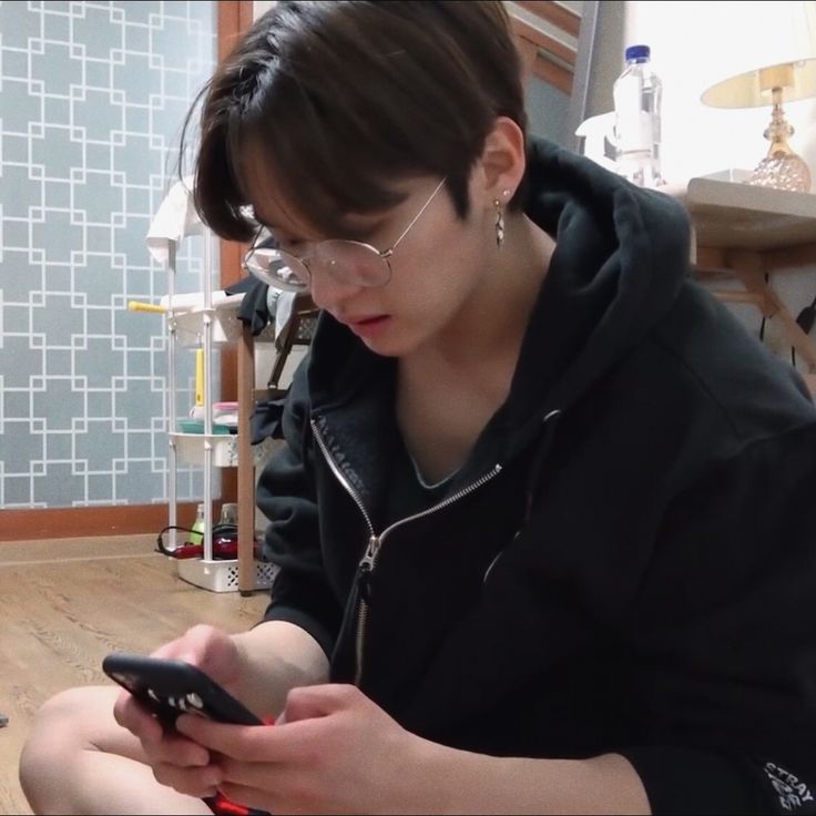 devari0n's tweet photo. ㅤㅤㅤ
💬 Ya.. karena diputusin 😶
ㅤㅤㅤ https://t.co/TYMSu9a4Xf