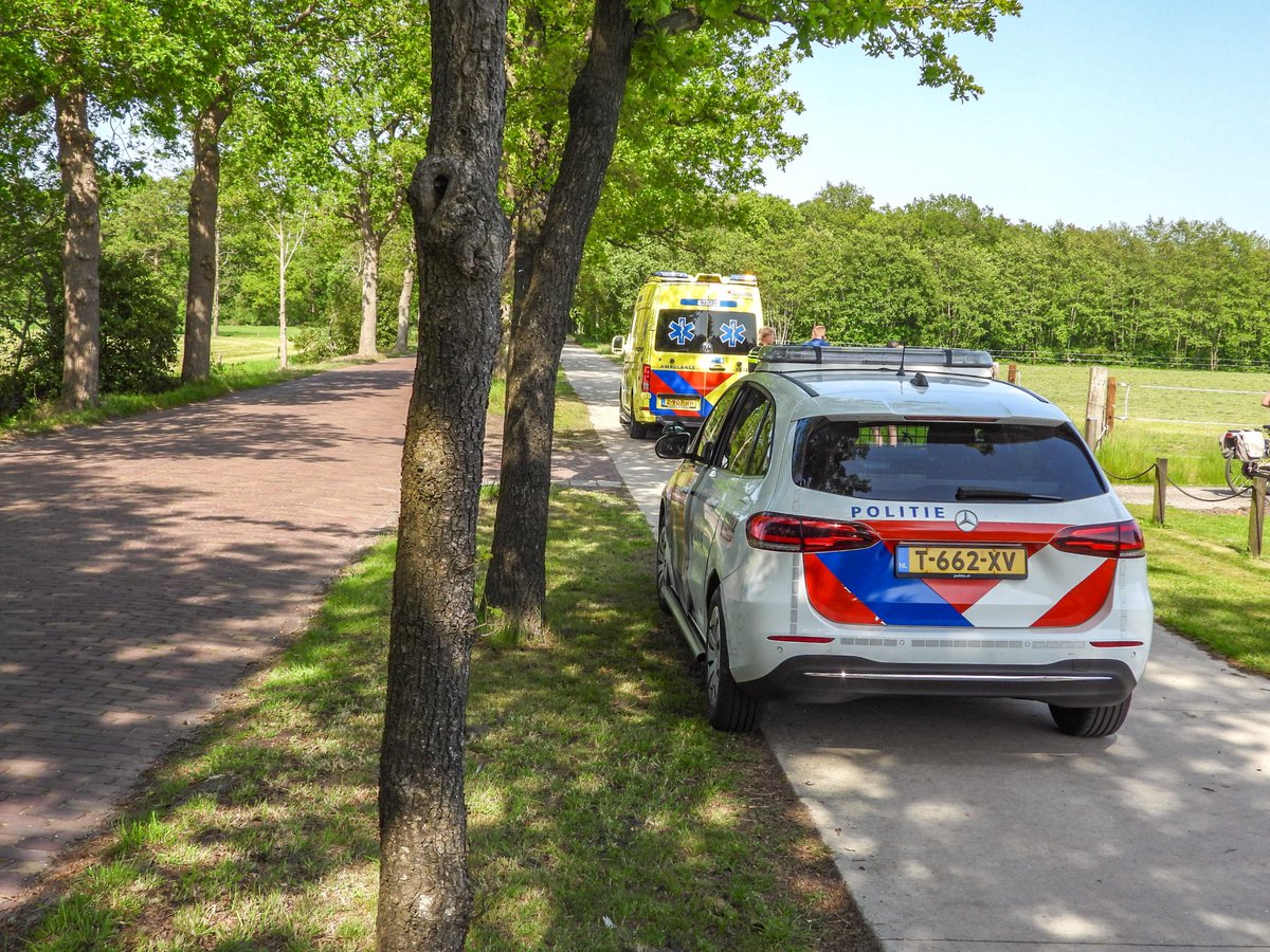 Wielrenner gewond na val in Wijnjewoude